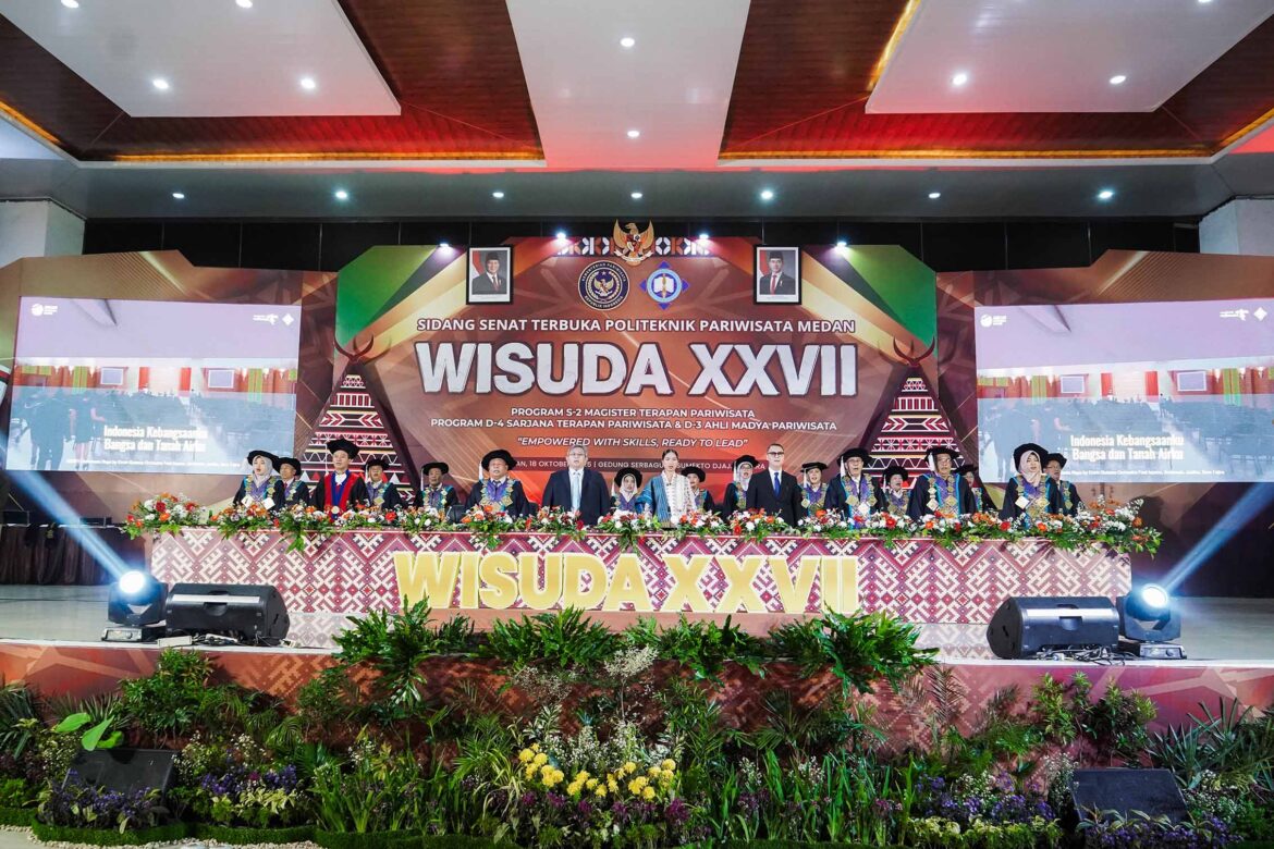 WISUDA XXVII – POLITEKNIK PARIWISATA MEDAN, 18 OKTOBER 2025 (GEDUNG SERBAGUNA SUMEKTO DJAJANEGARA)